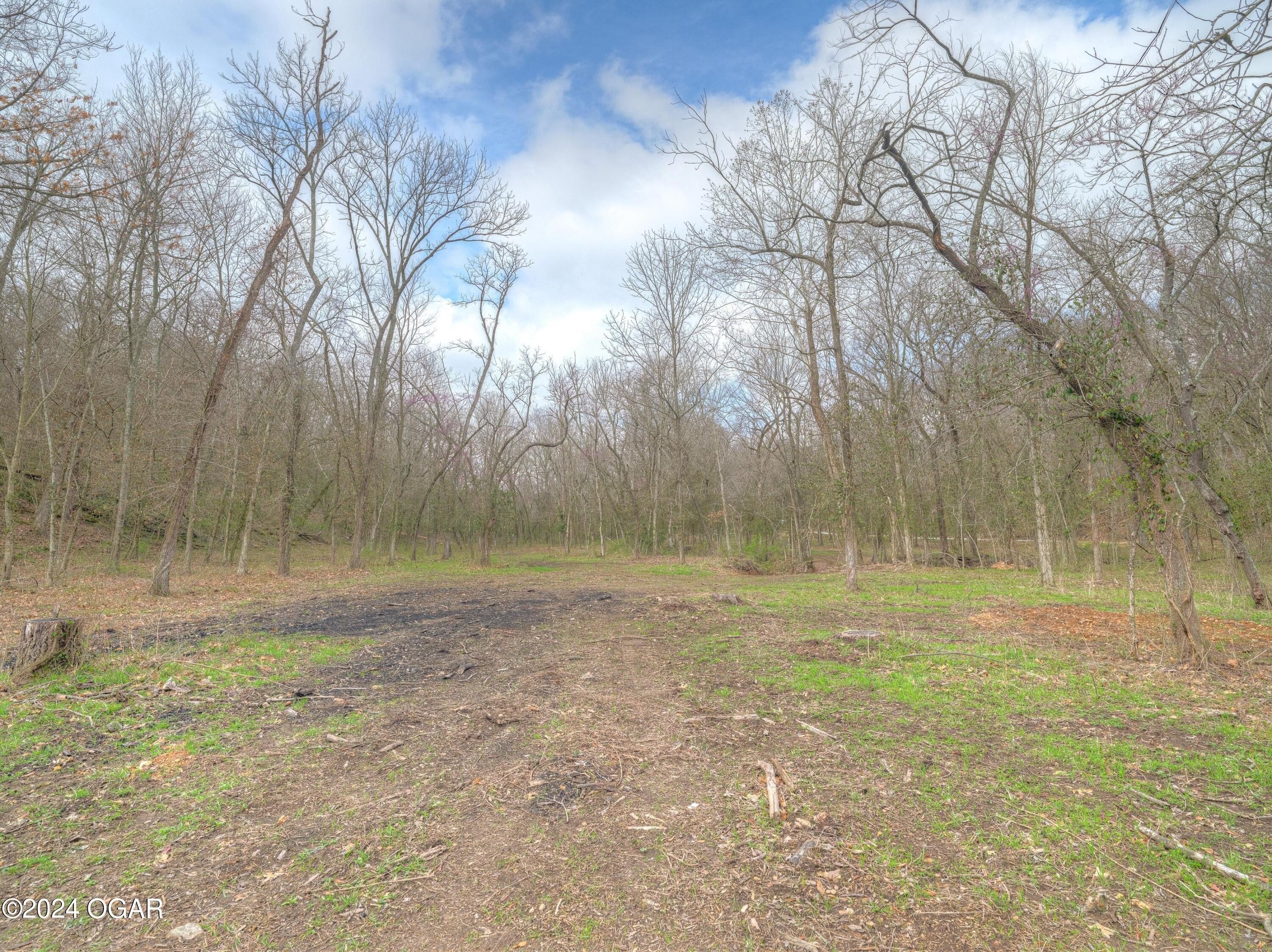 30. 636 Wilderness Way &amp; 13.67 Acres