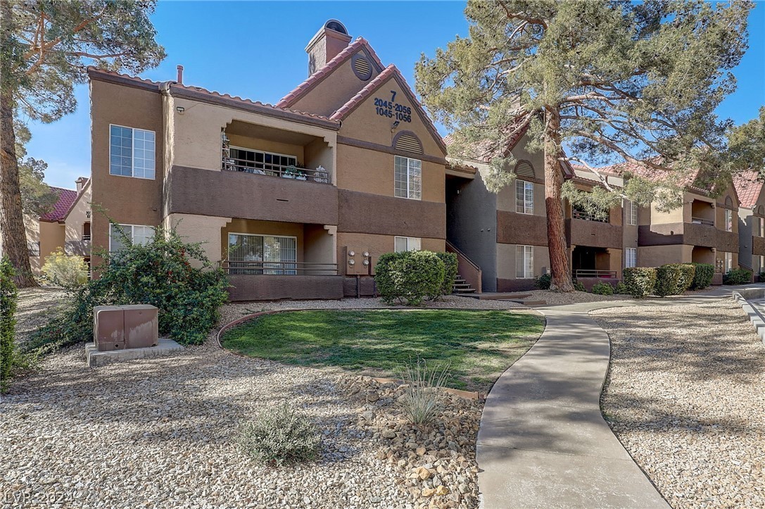 14. 2200 S Fort Apache Road