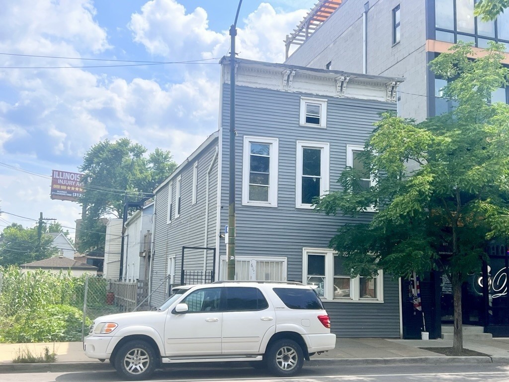 1. 615 W 18th Street