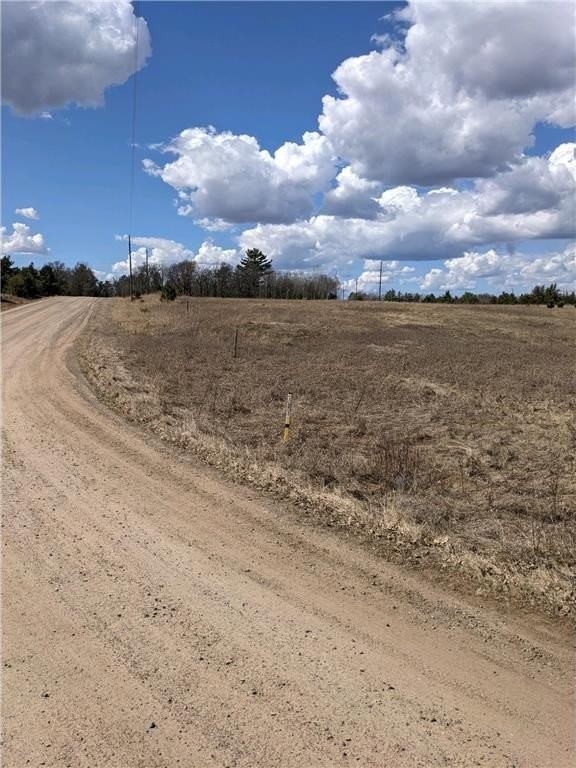 12. 20 Acres County Road 3 S