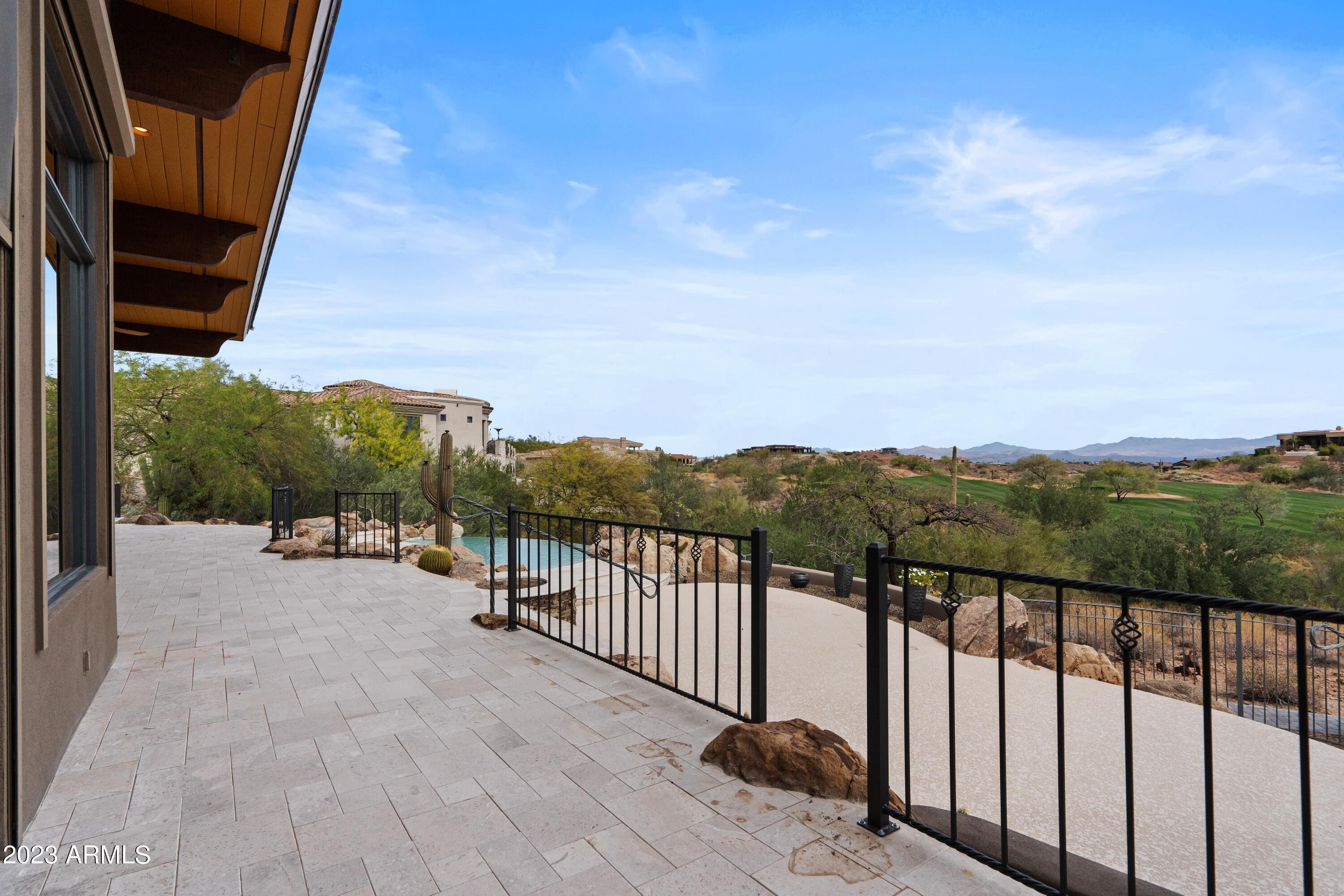 30. 9125 N Lava Bluff Trail