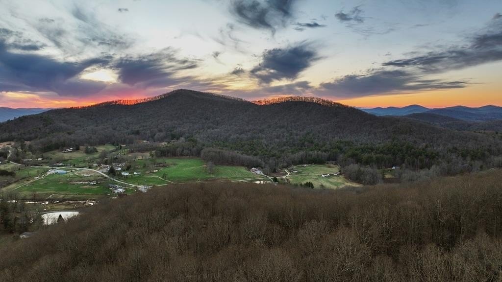 42. Winfield Overlook