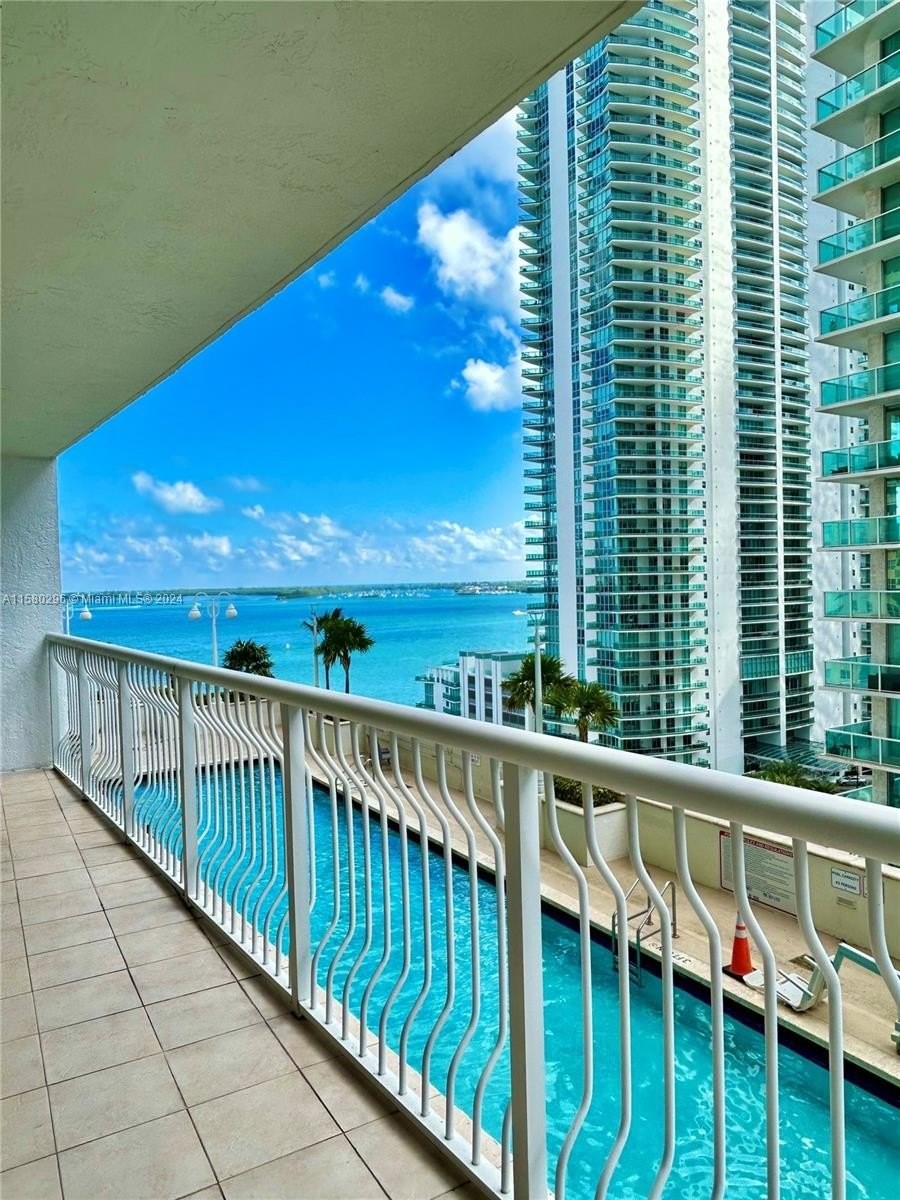 2. 1200 Brickell Bay Dr