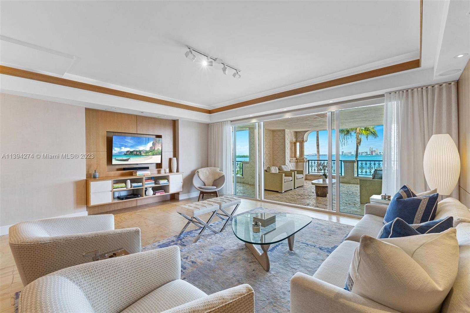 11. 5245 Fisher Island Dr