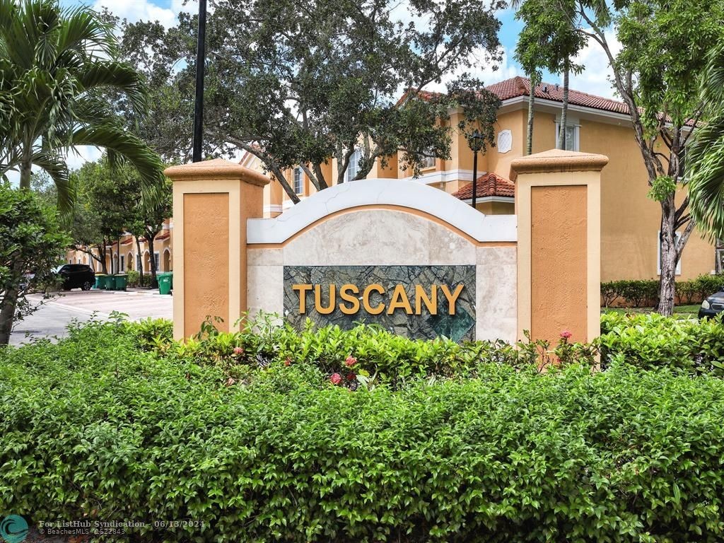 2. 7909 N Tuscany Ct