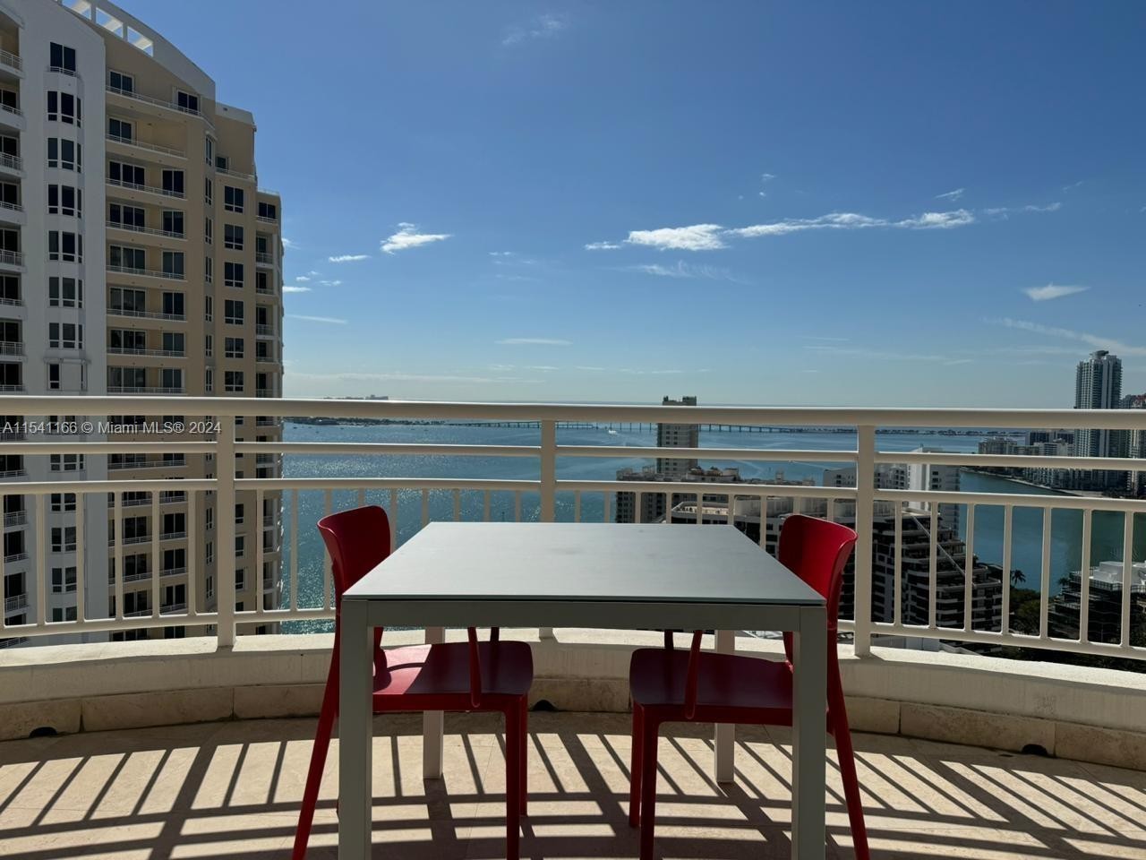 15. 848 Brickell Key Dr