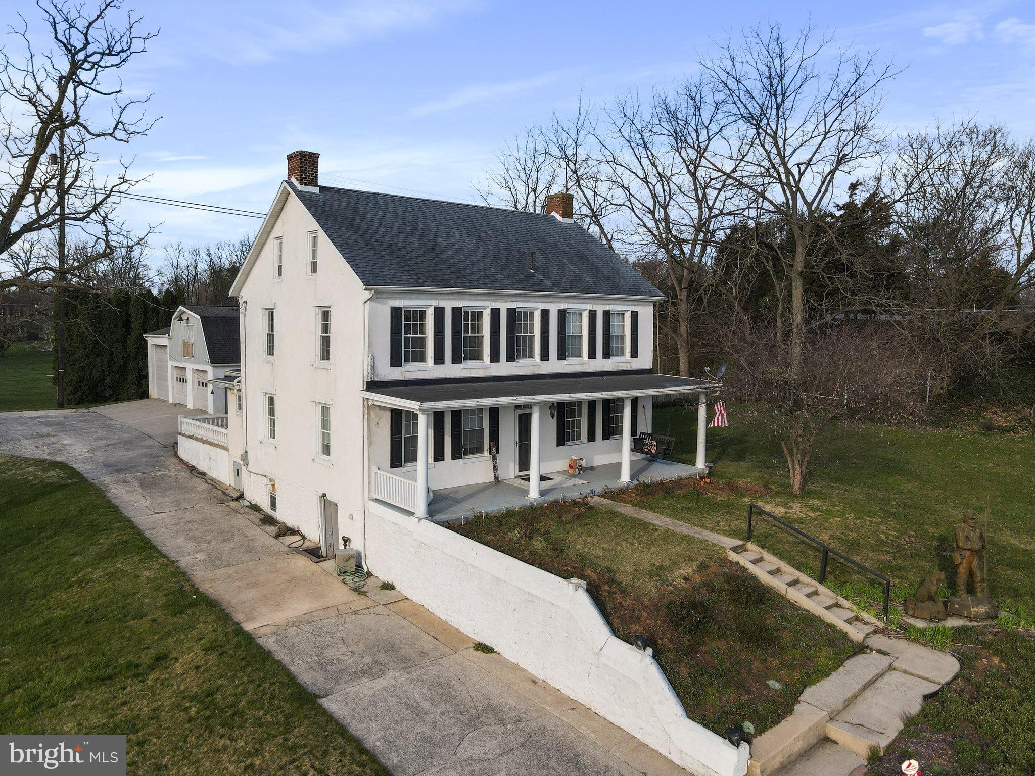1. 950 Taxville Road
