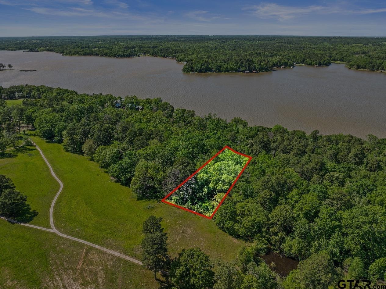 2. Lot 18 Country Club Road