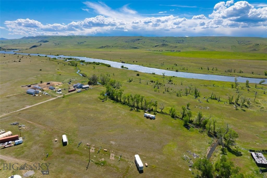 20. Nhn Madison River Road