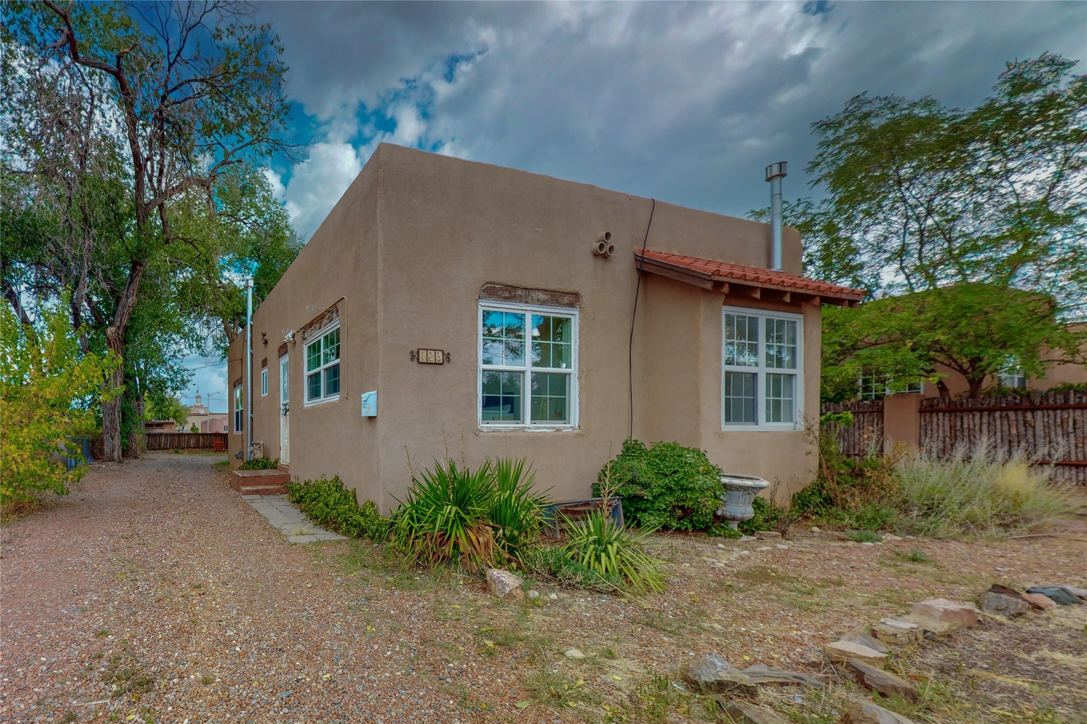 3. 123 W Santa Fe Avenue