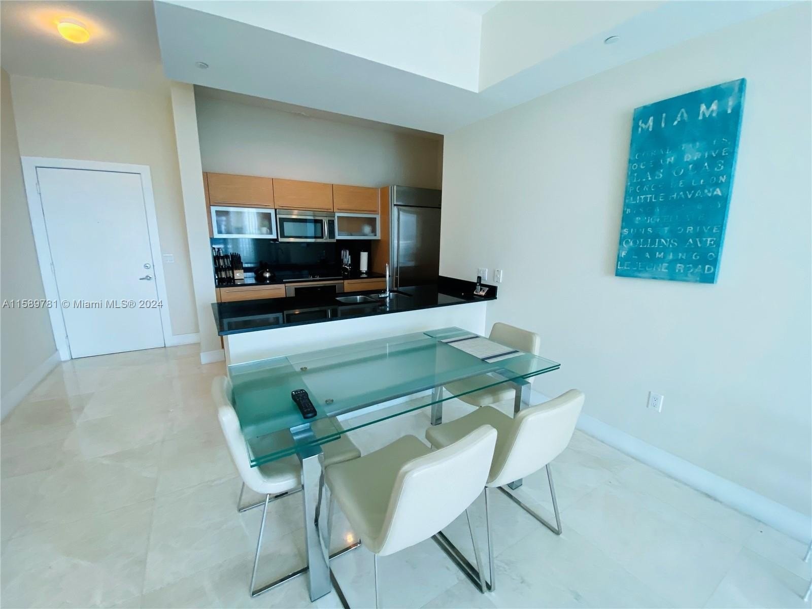 0. 950 Brickell Bay Dr