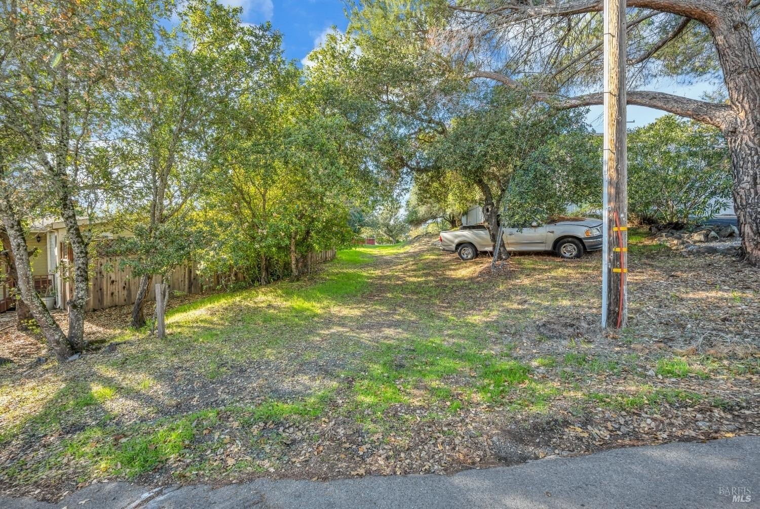 2. 1195 1197 Alberca Road