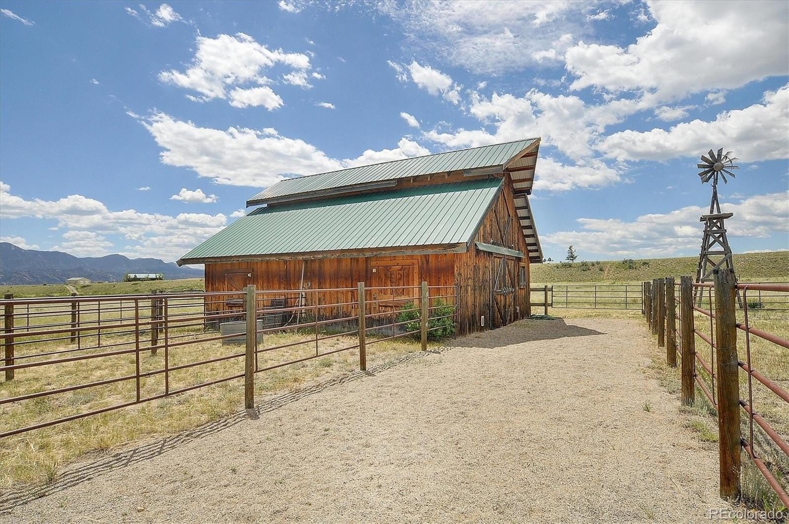 33. 20109 Old Ranch Loop