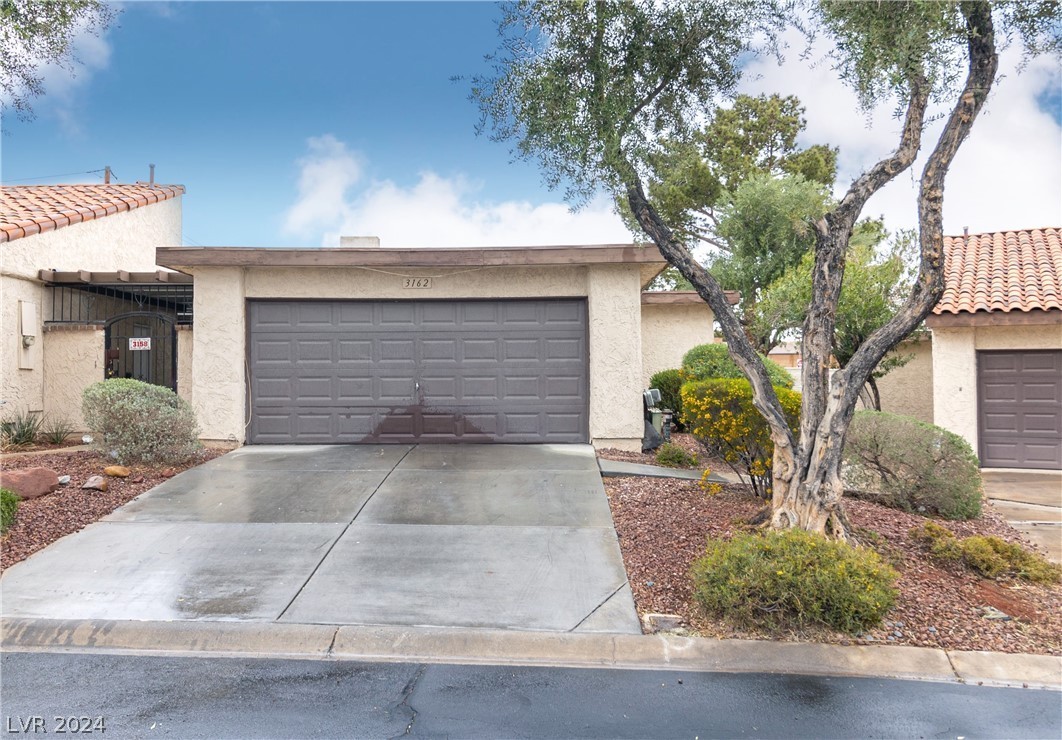 3. 3162 Pradera Circle