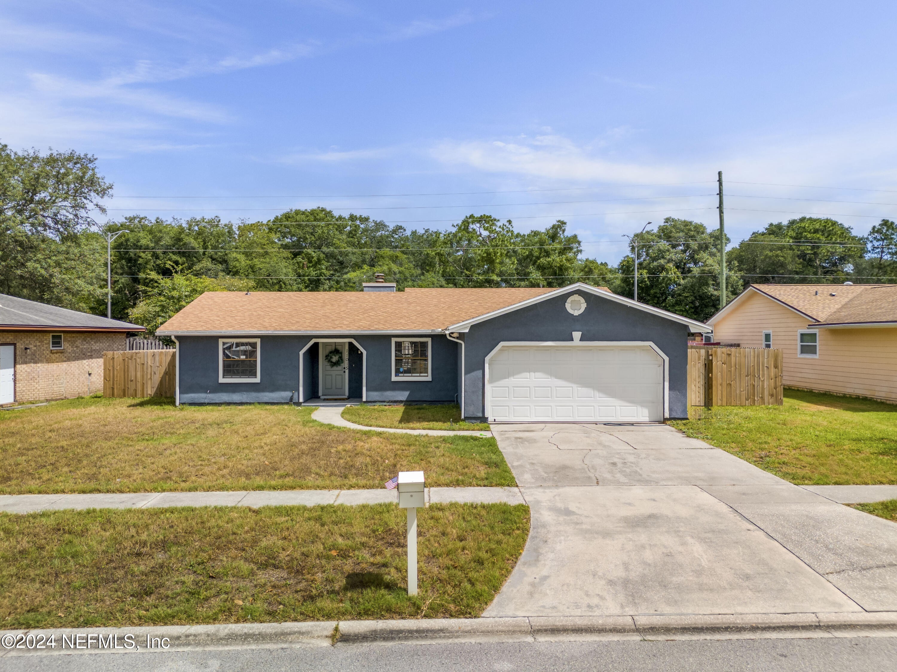 1. 11015 Oaks Ridge Drive W