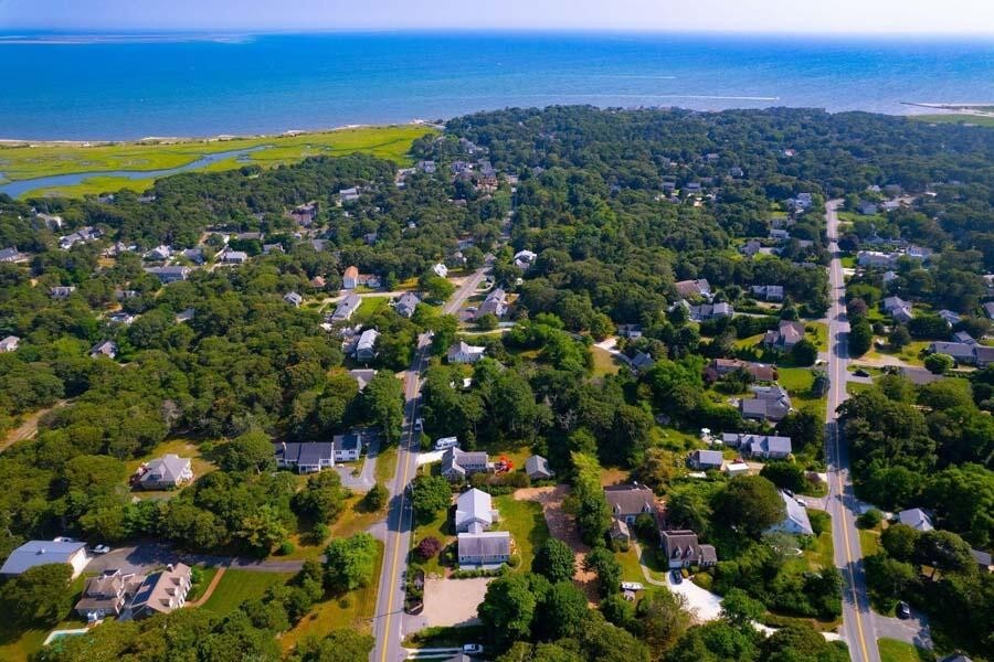 9. 72 Forest Beach Road