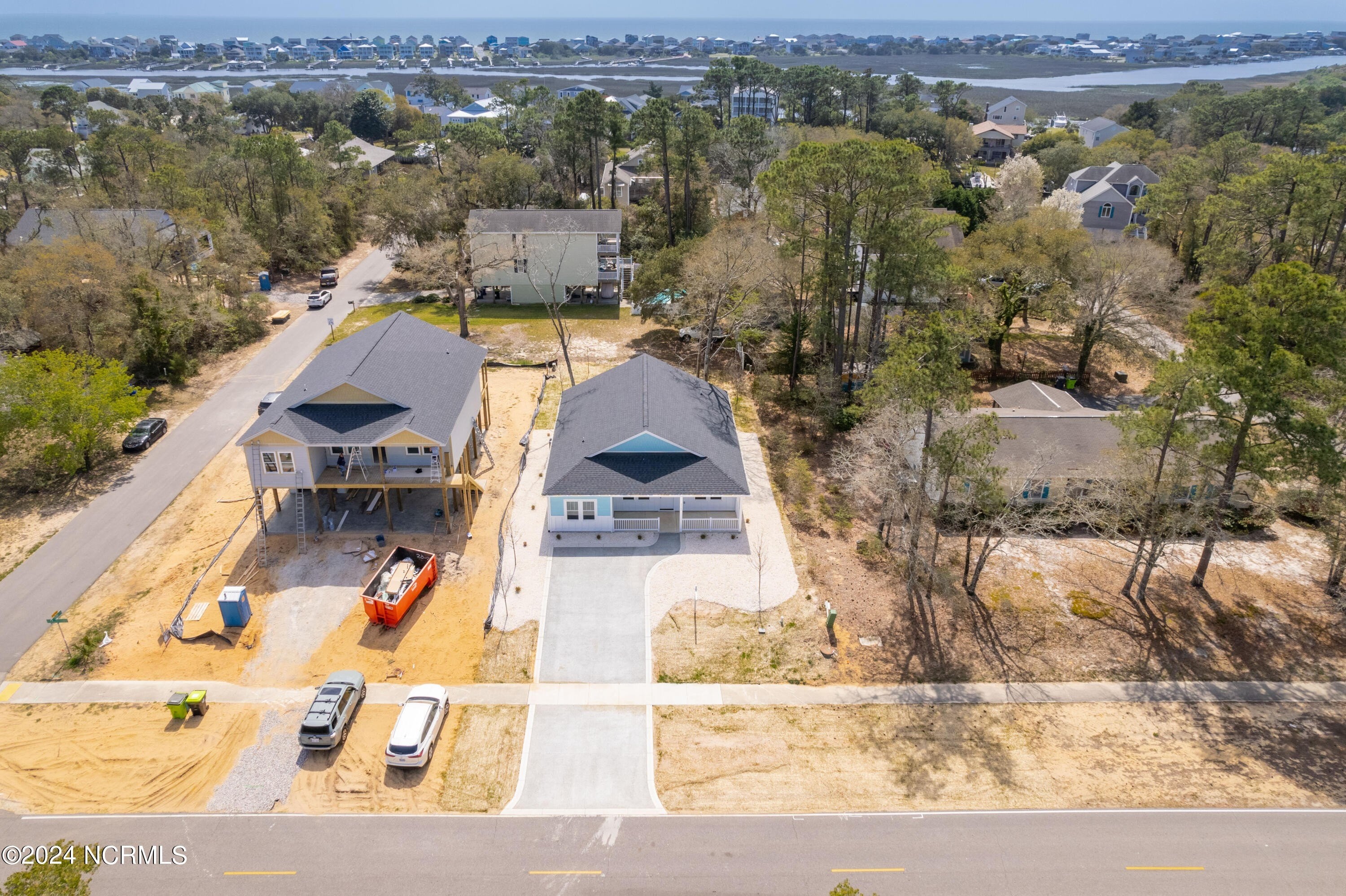 43. 2903 W Oak Island Drive