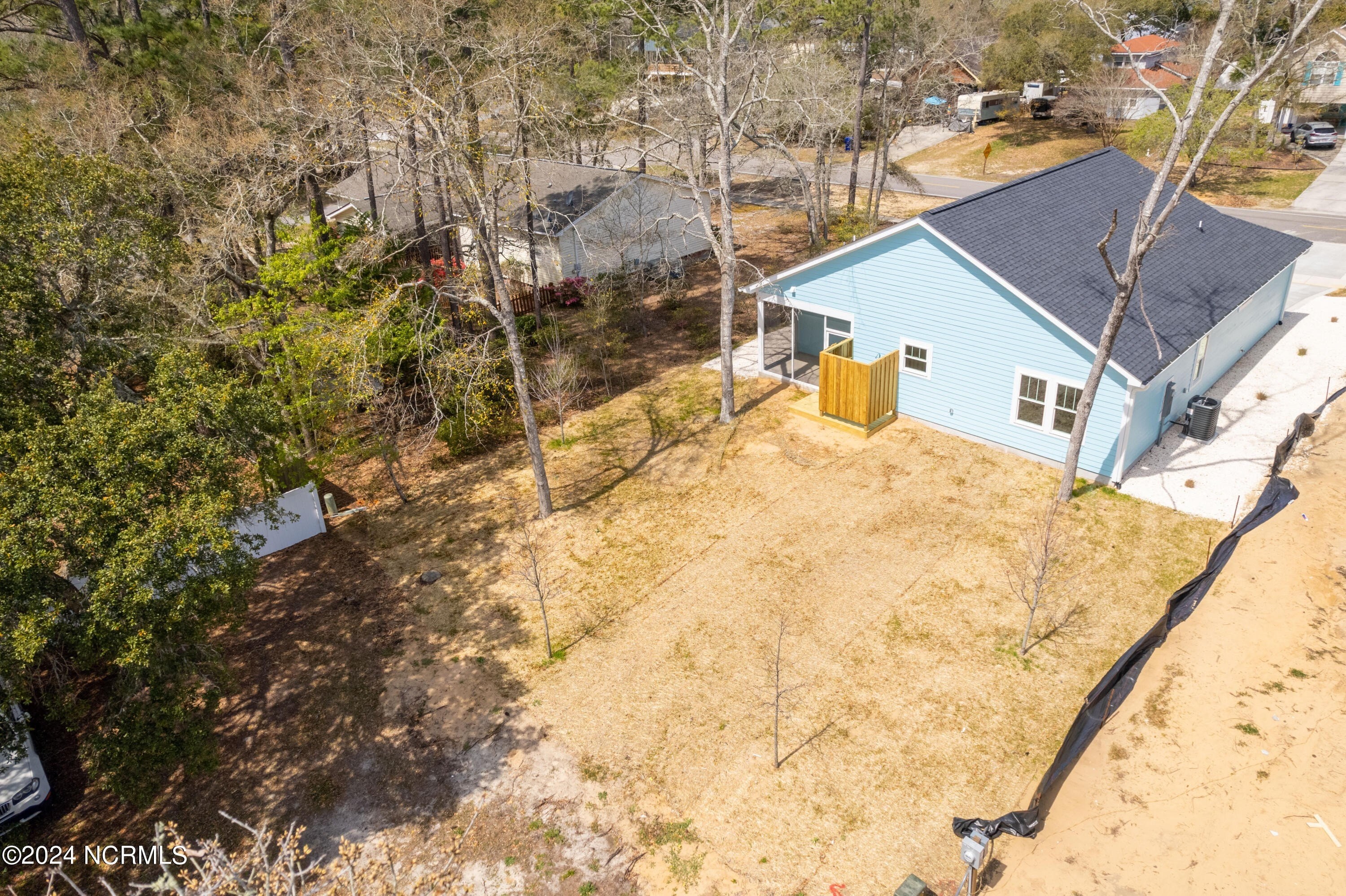 3. 2903 W Oak Island Drive