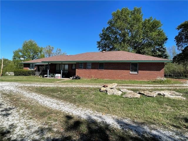 1. 33400 Osawatomie Road