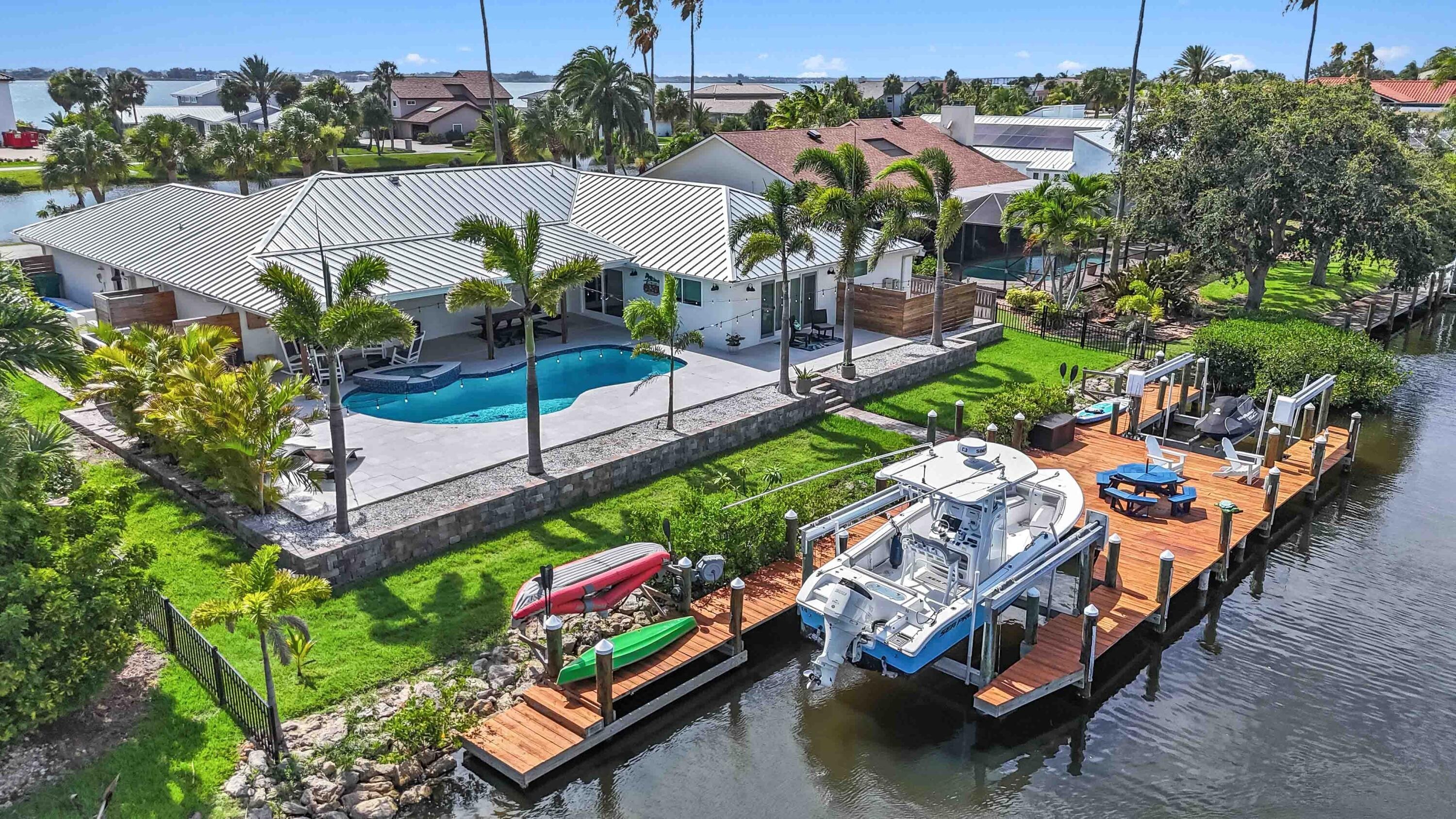 2. 811 Loggerhead Island Way