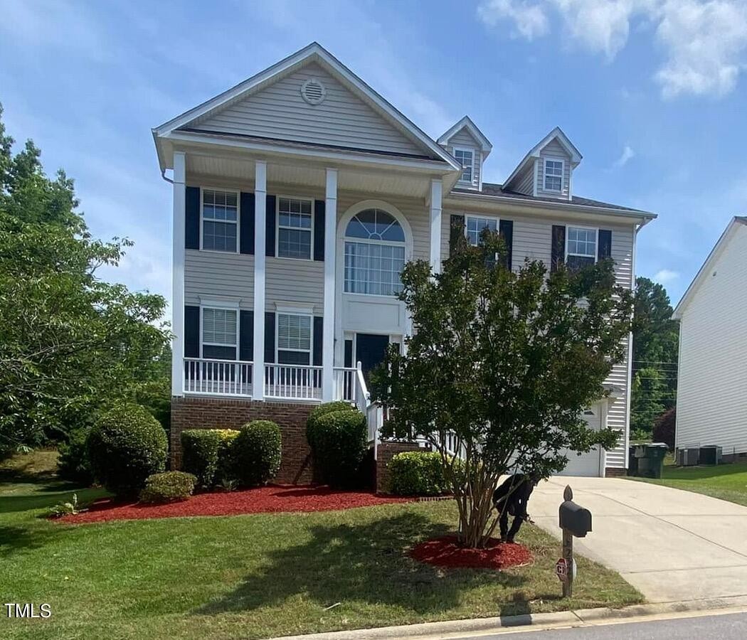 1. 3232 Forest Mill Circle