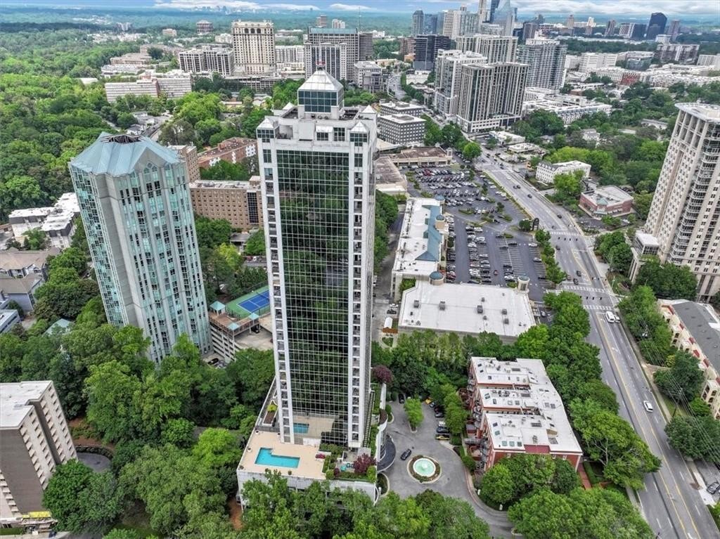 50. 2828 Peachtree Road NW