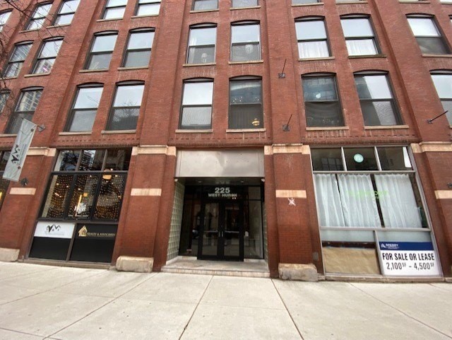 1. 225 W Huron Street