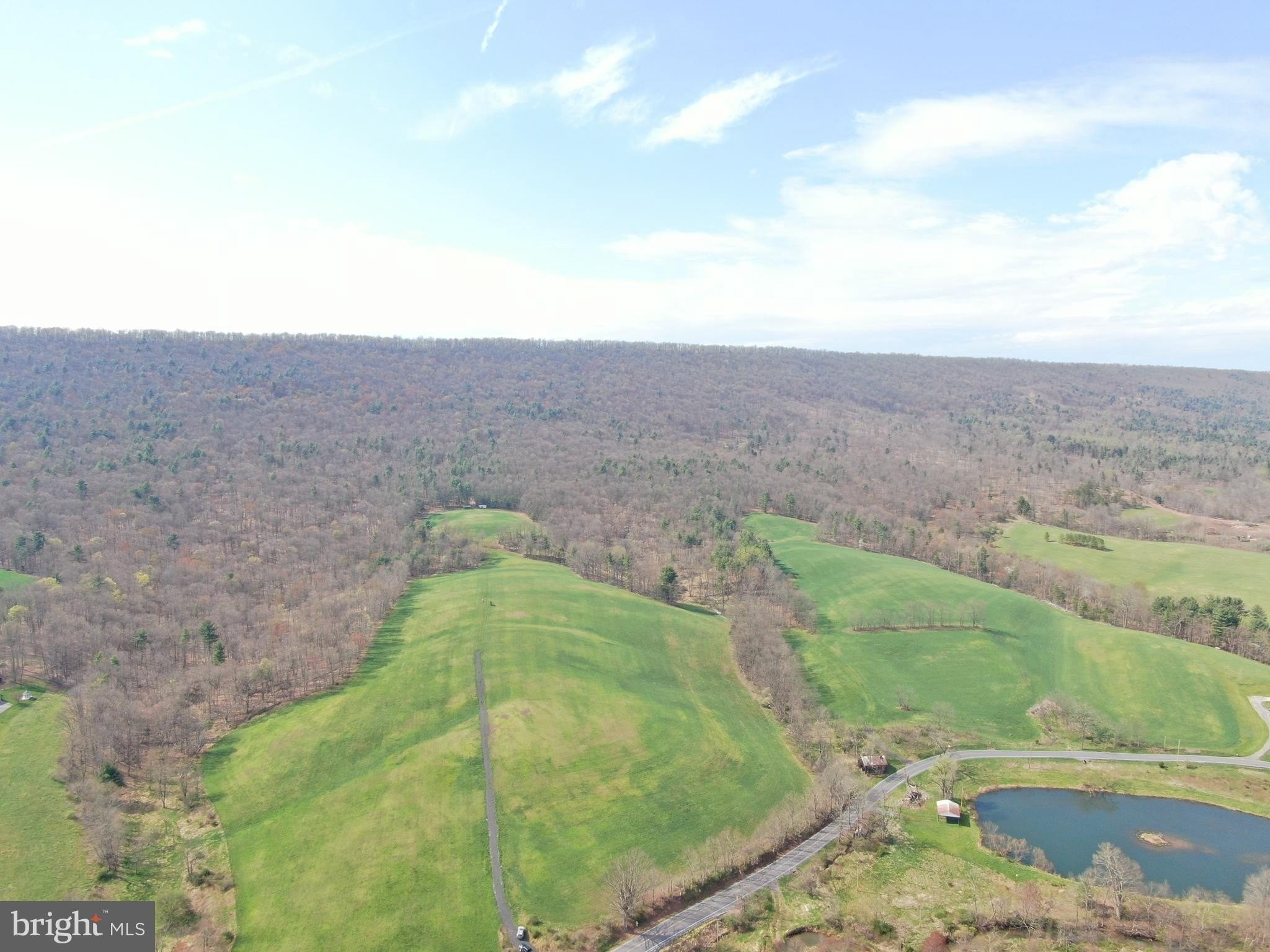 38. 192.49+/- Acres S Valley Rd