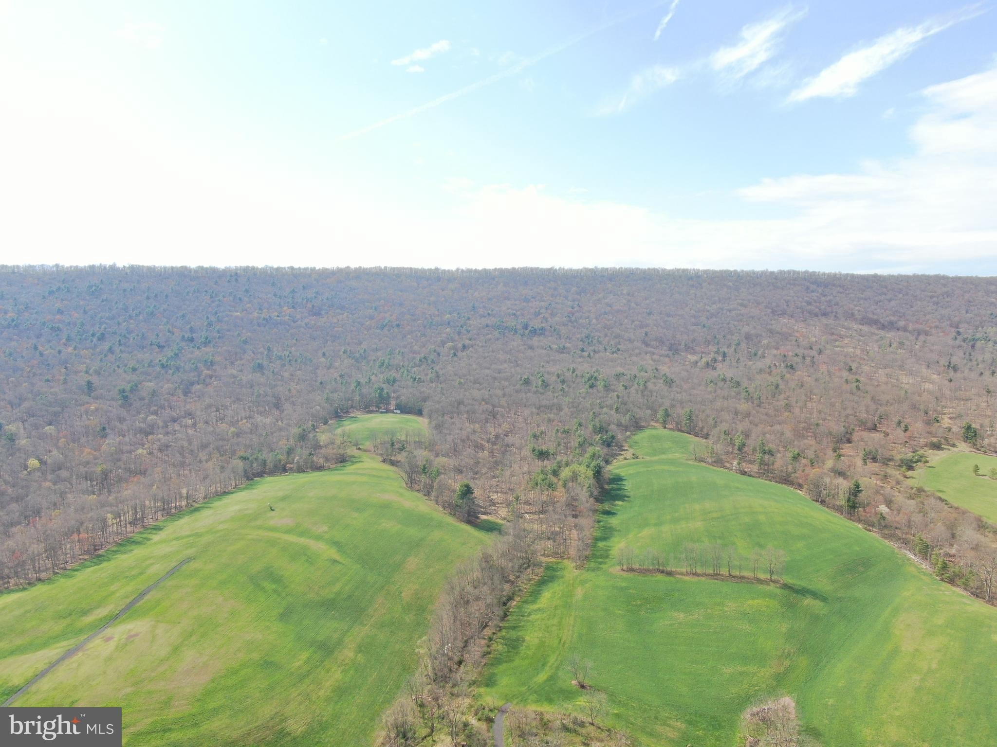 1. 192.49+/- Acres S Valley Rd
