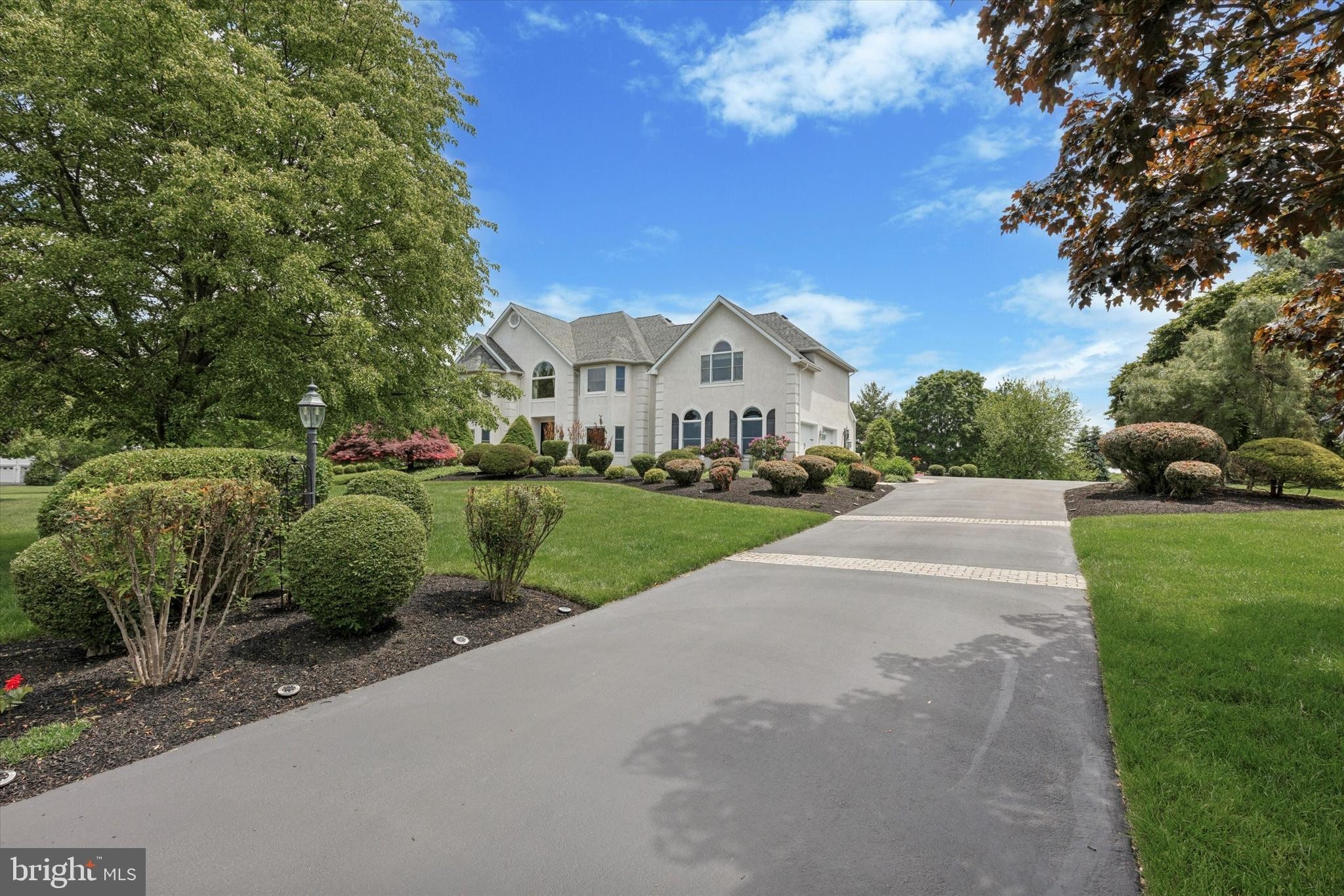 3. 2106 Country View Lane