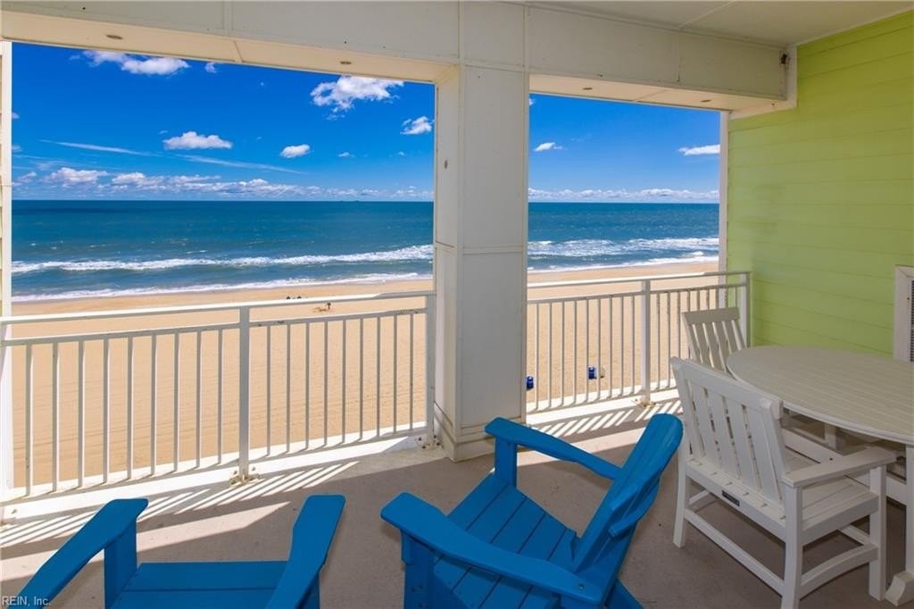 7. 3700 Sandpiper (Oceanfront) Road