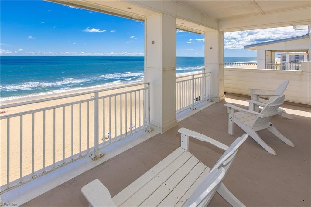 29. 3700 Sandpiper (Oceanfront) Road