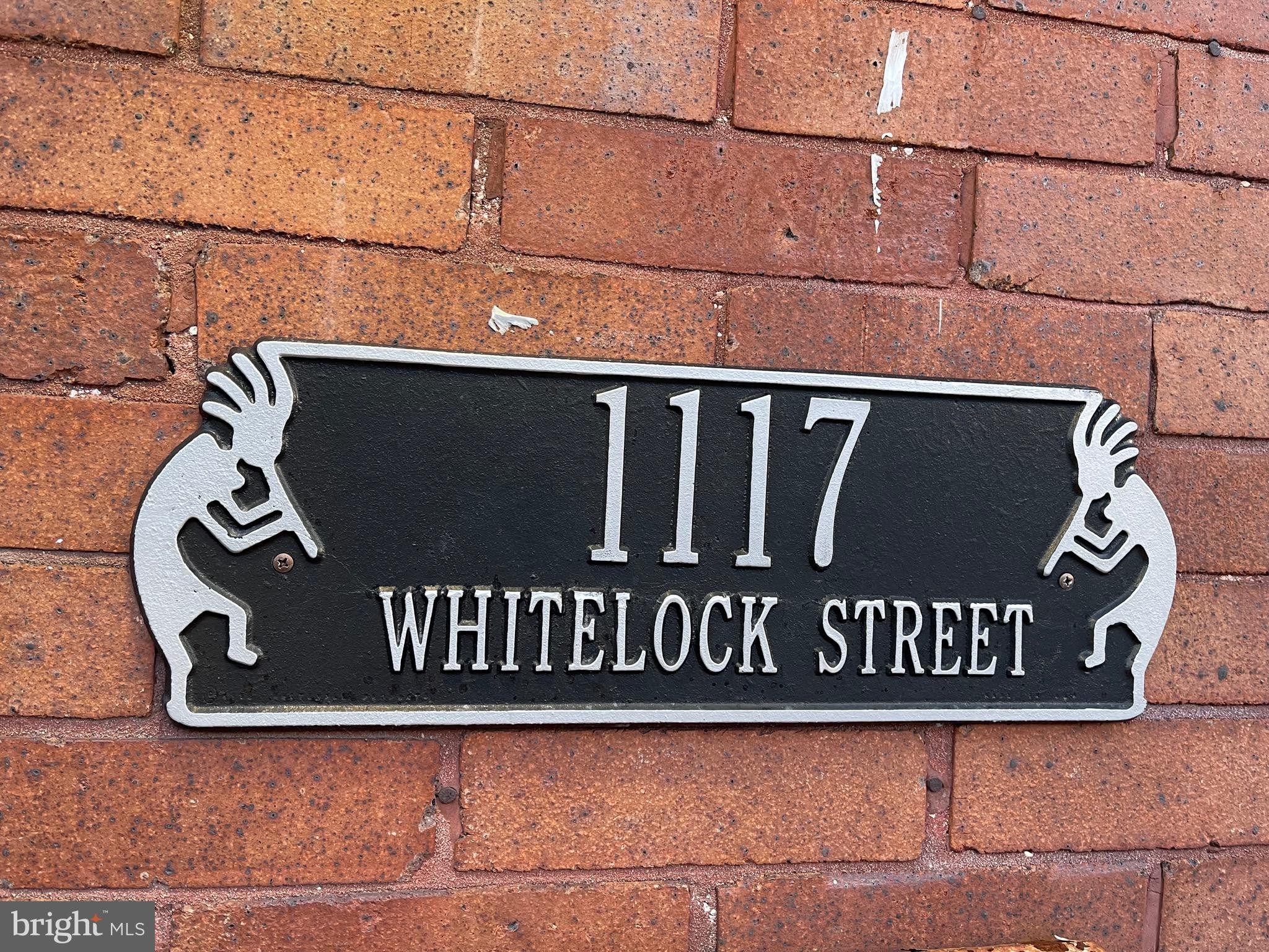 1. 1117 Whitelock Street