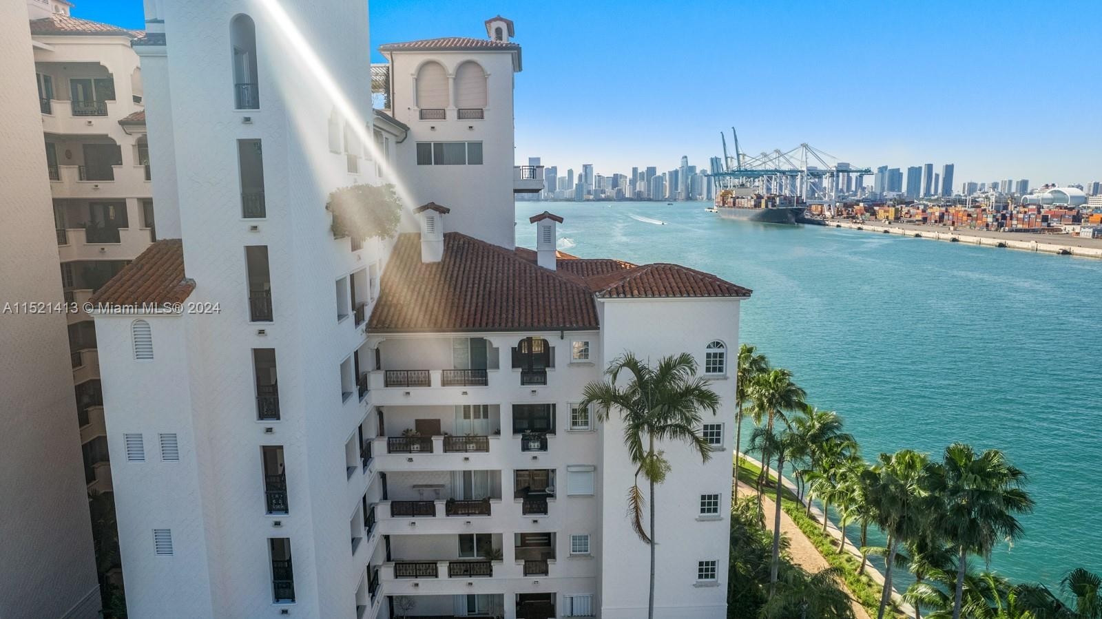 45. 5365 Fisher Island Dr