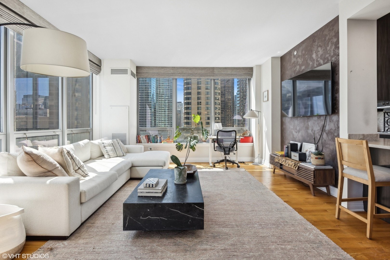 12. 600 N Lake Shore Drive