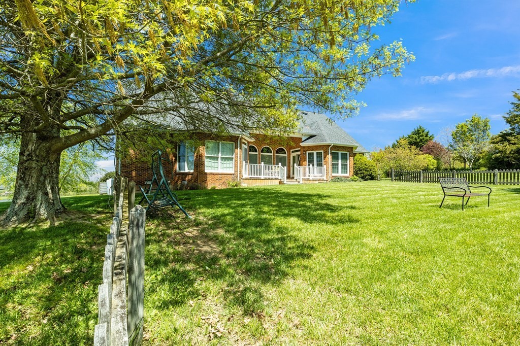 49. 21206 Foothills Trail