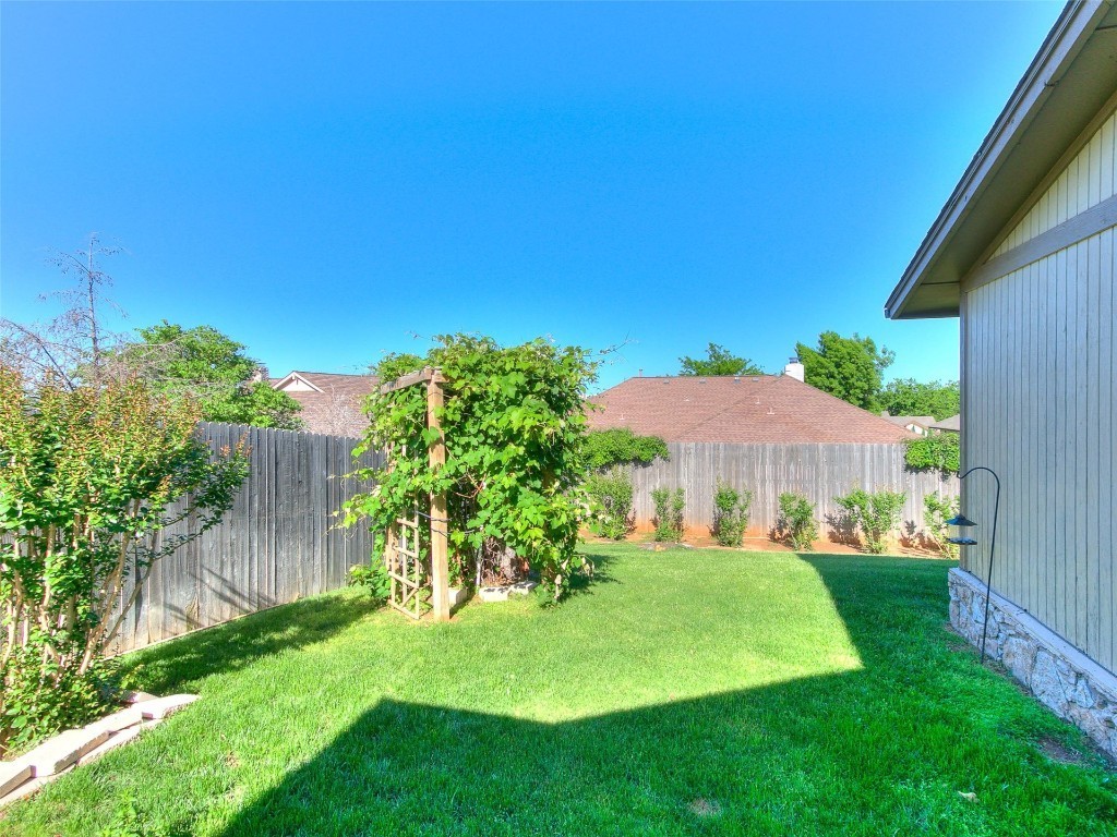 34. 13516 Apple Valley Drive