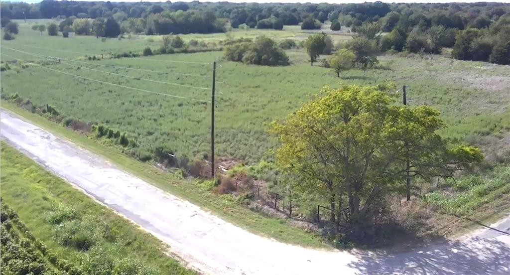 2. 84.666 Acres SE County Road 3240