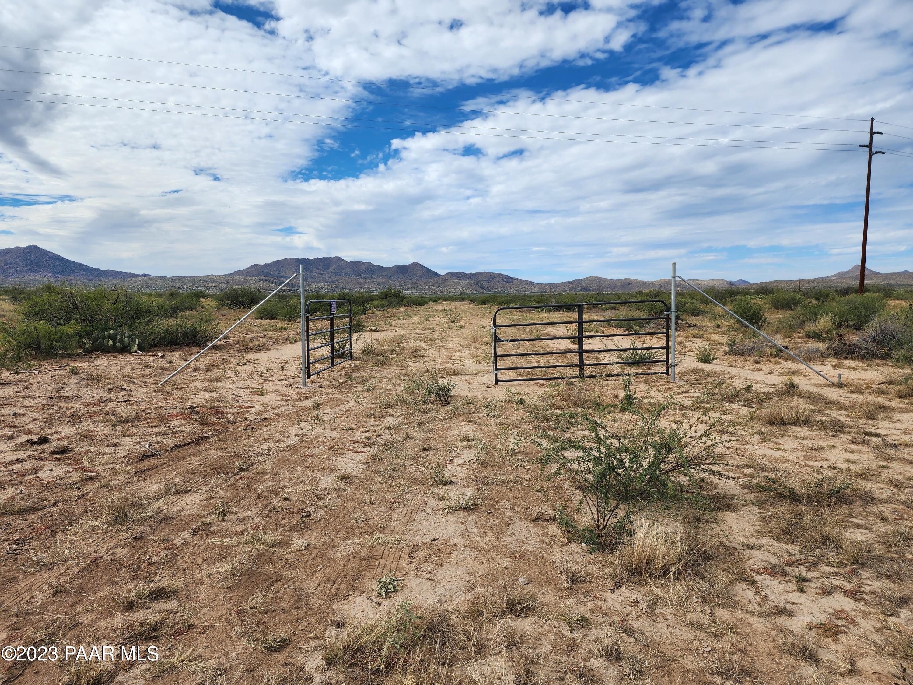 2. 14500 S Date Creek (15 Acre) Road