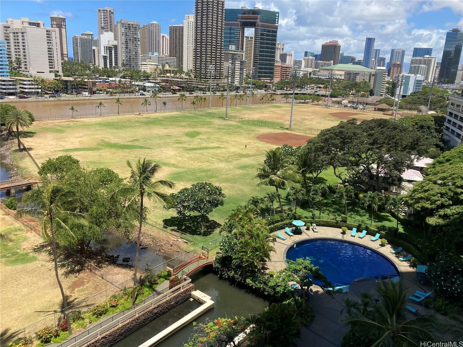 1. 2333 Kapiolani Boulevard