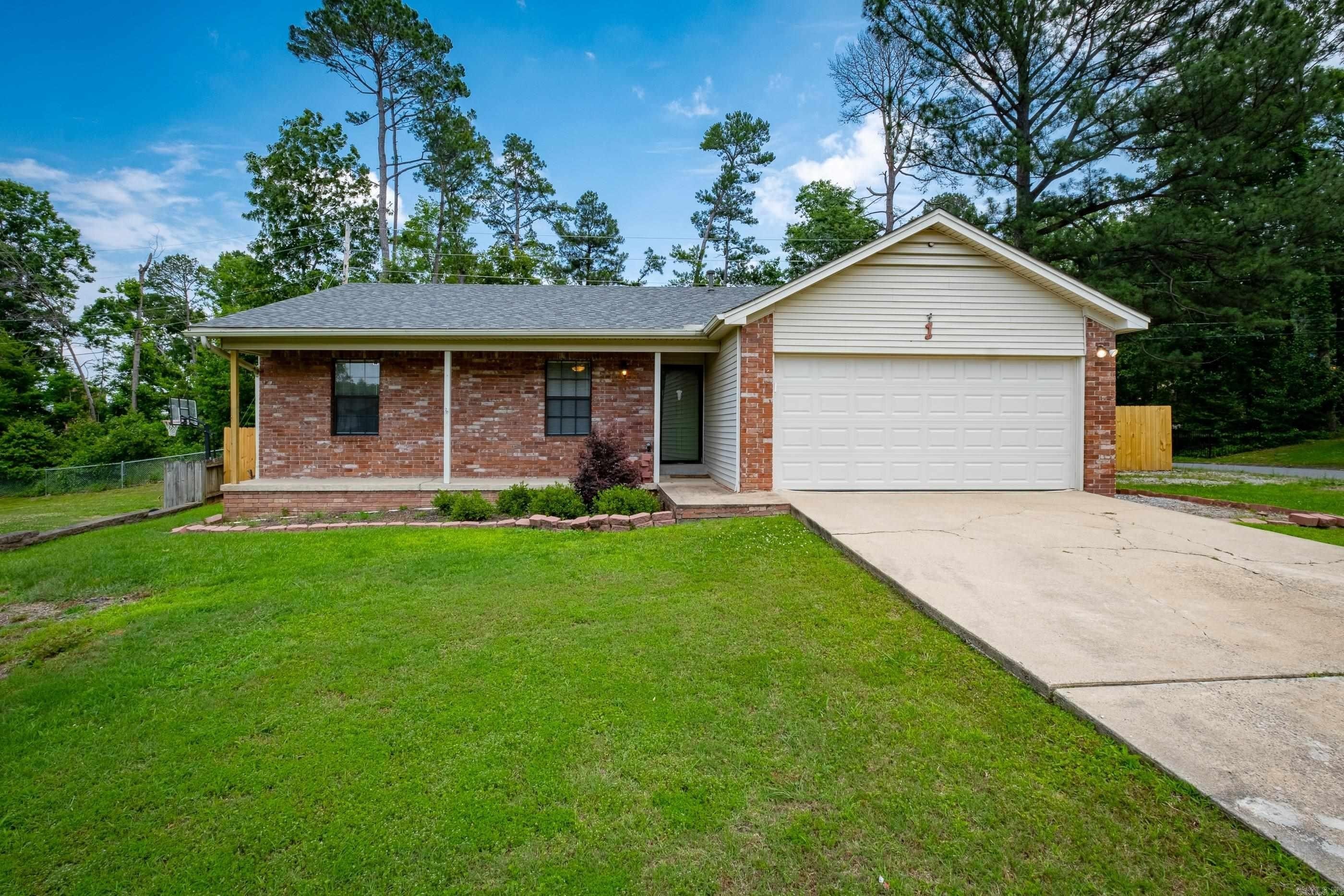 1. 1 Willow Oak Court