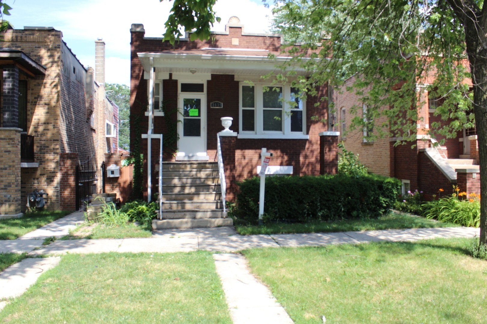 29. 2639 Cuyler Avenue