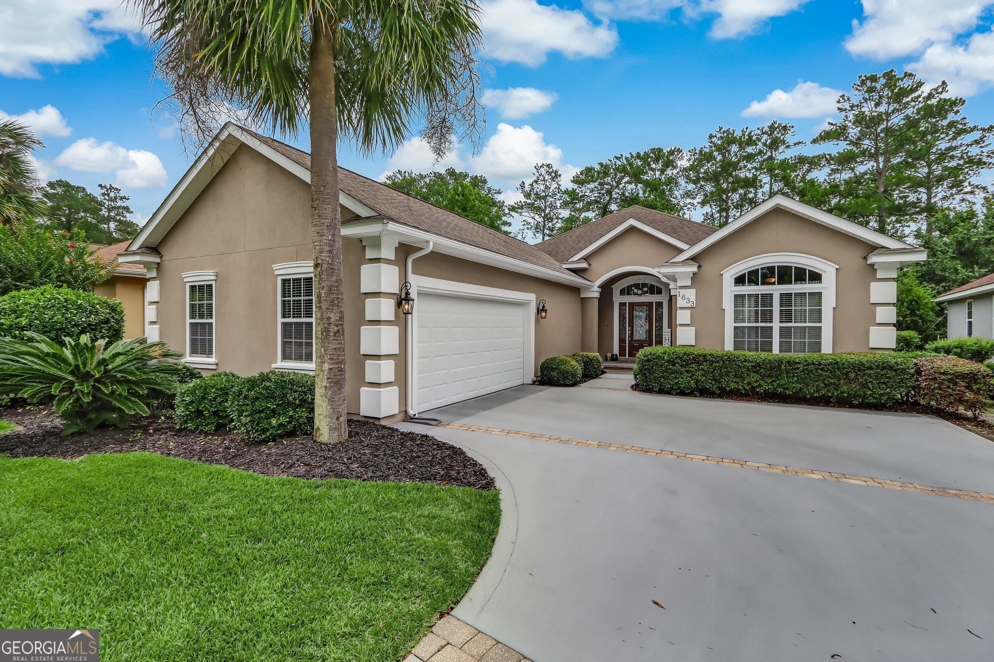 1. 1633 Sandpiper Court