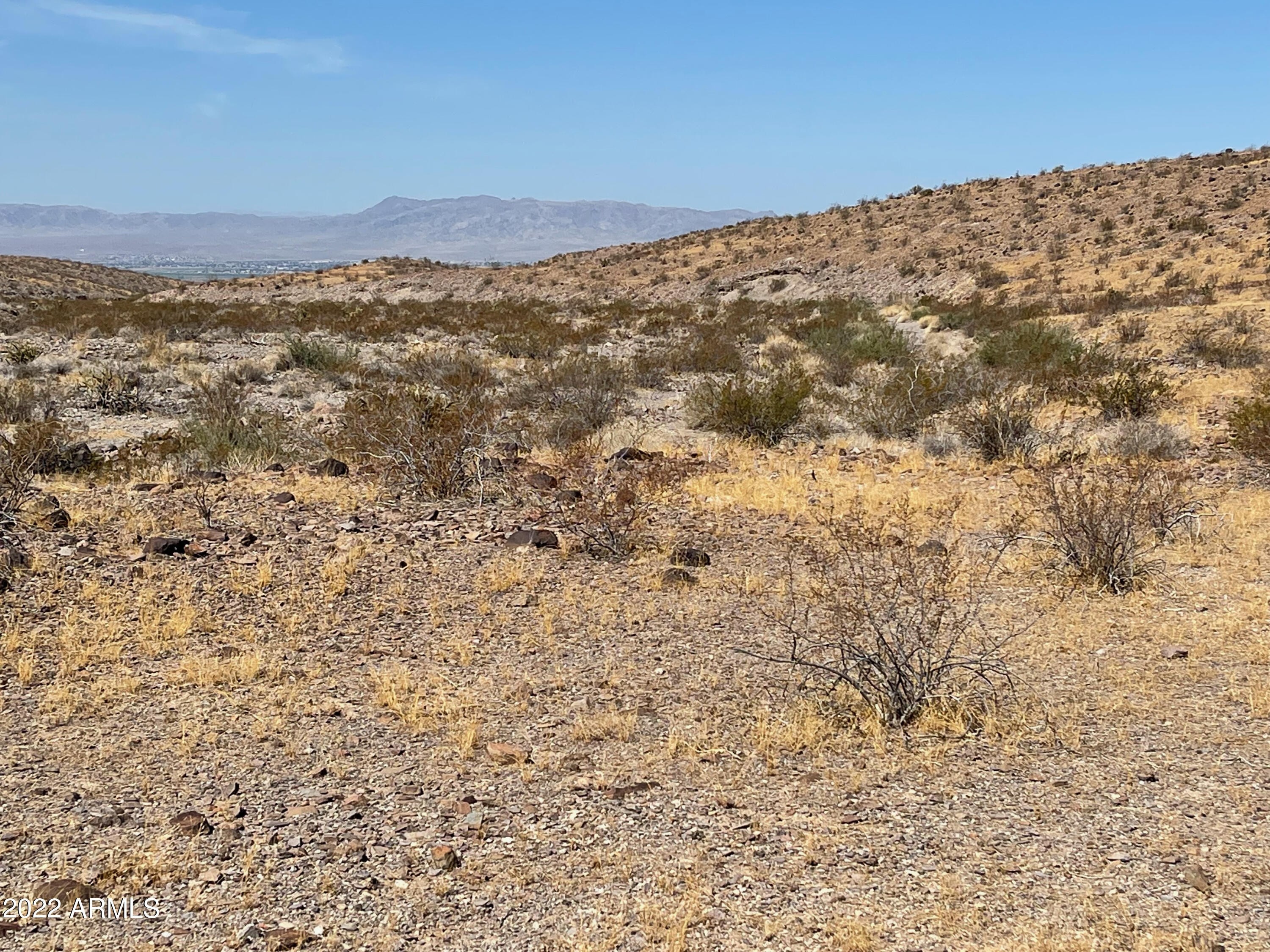 8. 000 282 Acres Mohave Milltown Trail