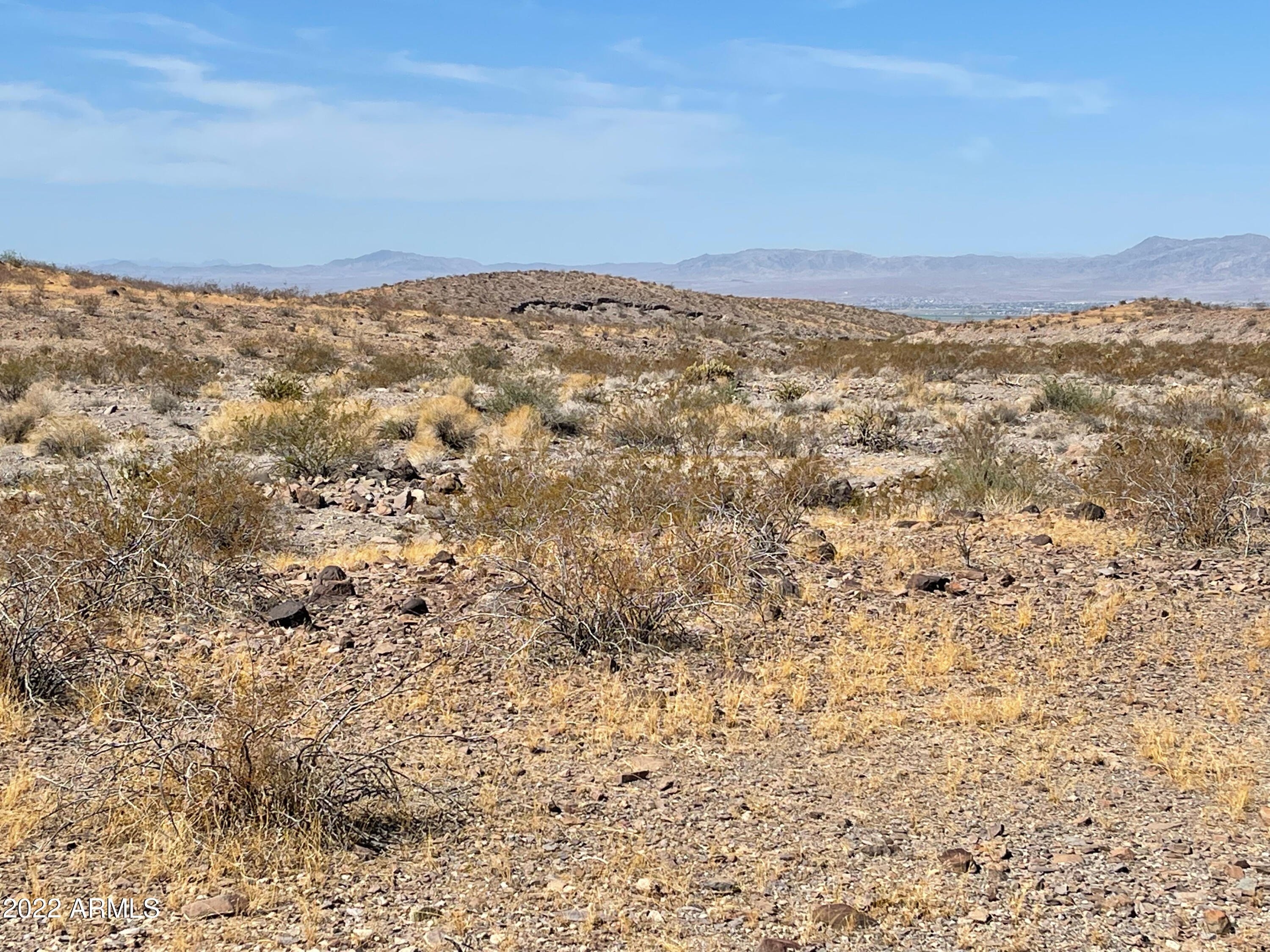 7. 000 282 Acres Mohave Milltown Trail