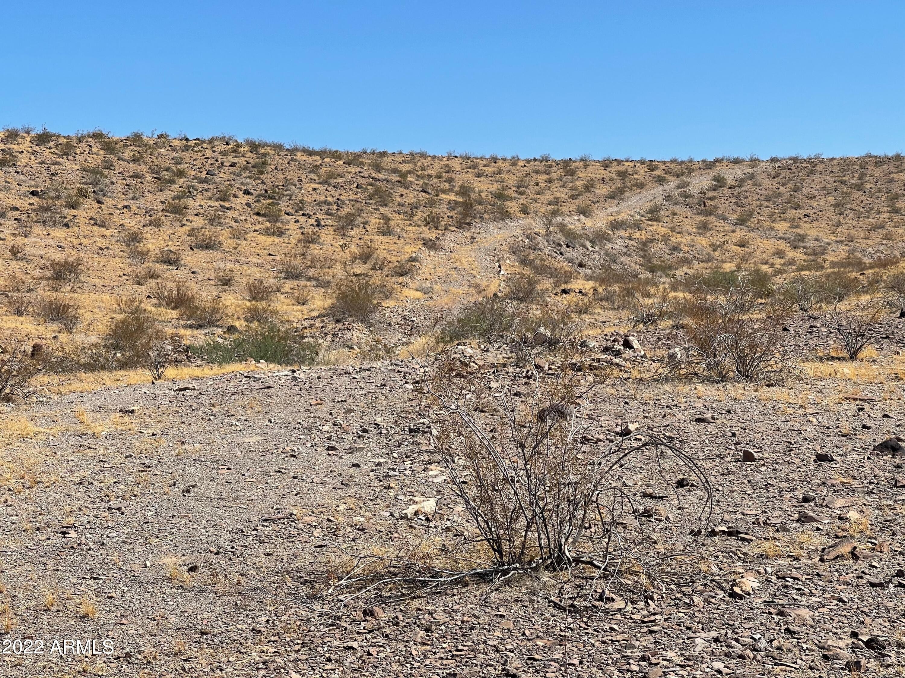 9. 000 282 Acres Mohave Milltown Trail