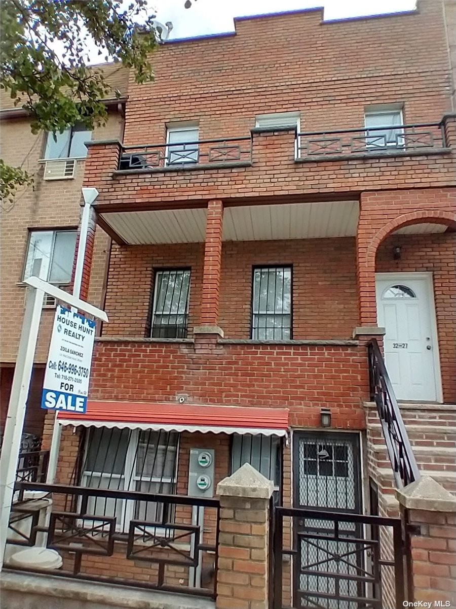 14. 32-27 55th Street