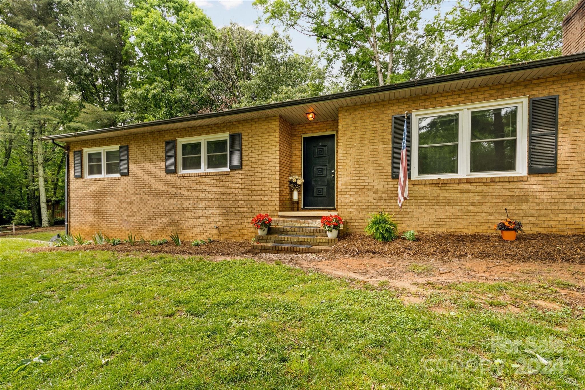 3. 70 Forest Acres Loop