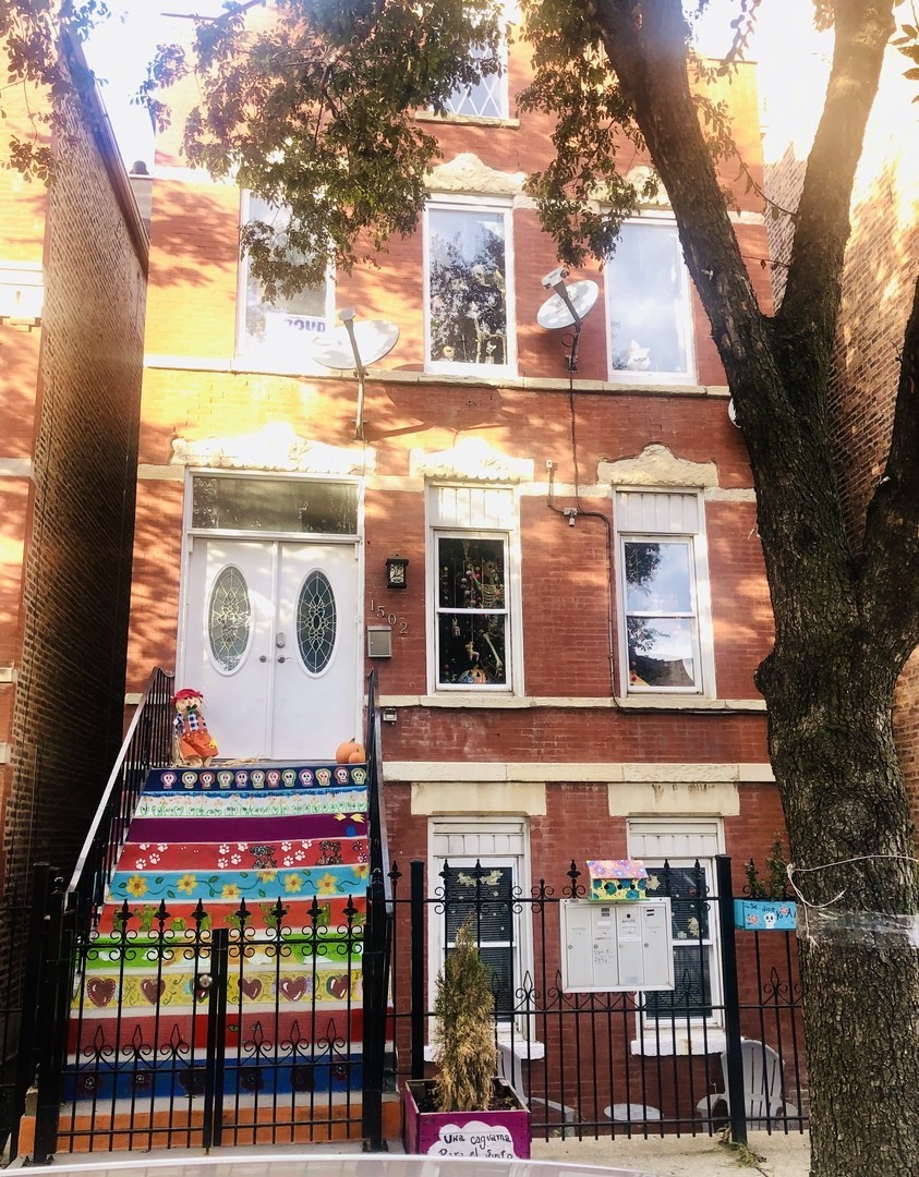 1. 1502 W 17th Street