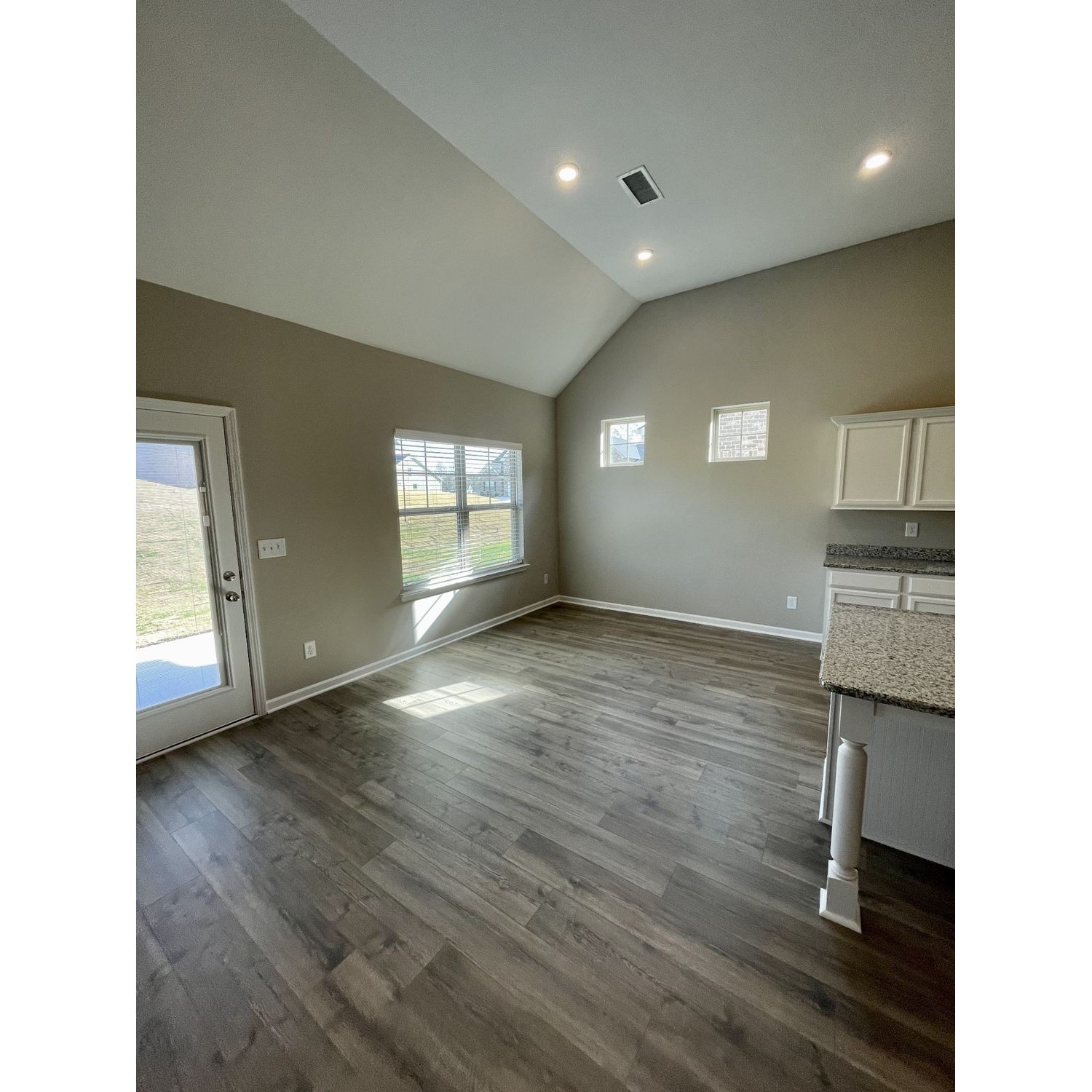 14. 317 Moccasin Trail - Lot 189